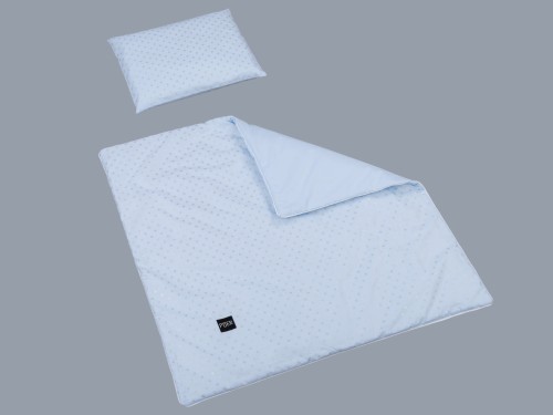 Quilt + Pillow silver dots light blue.jpg