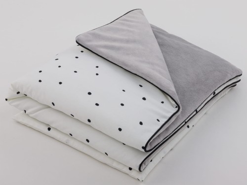 Invictus black dots.jpg